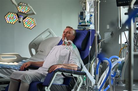 Early Mobilization In Critical Care Seating Matters Early Mobilization In Critical Care Seating Matters