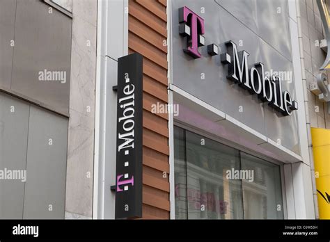 Exterior Shot Of A T Mobile Store Stock Photo Alamy Exterior Shot Of A T Mobile Store Stock Photo Alamy