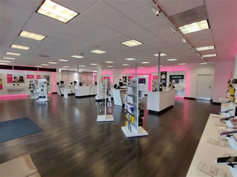 T Mobile McHenry Store